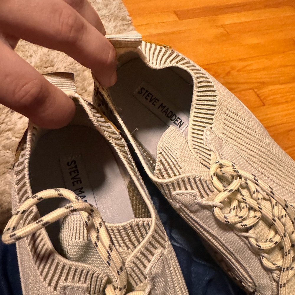 Steve Madden Beige Knit Lace-Up Sneakers